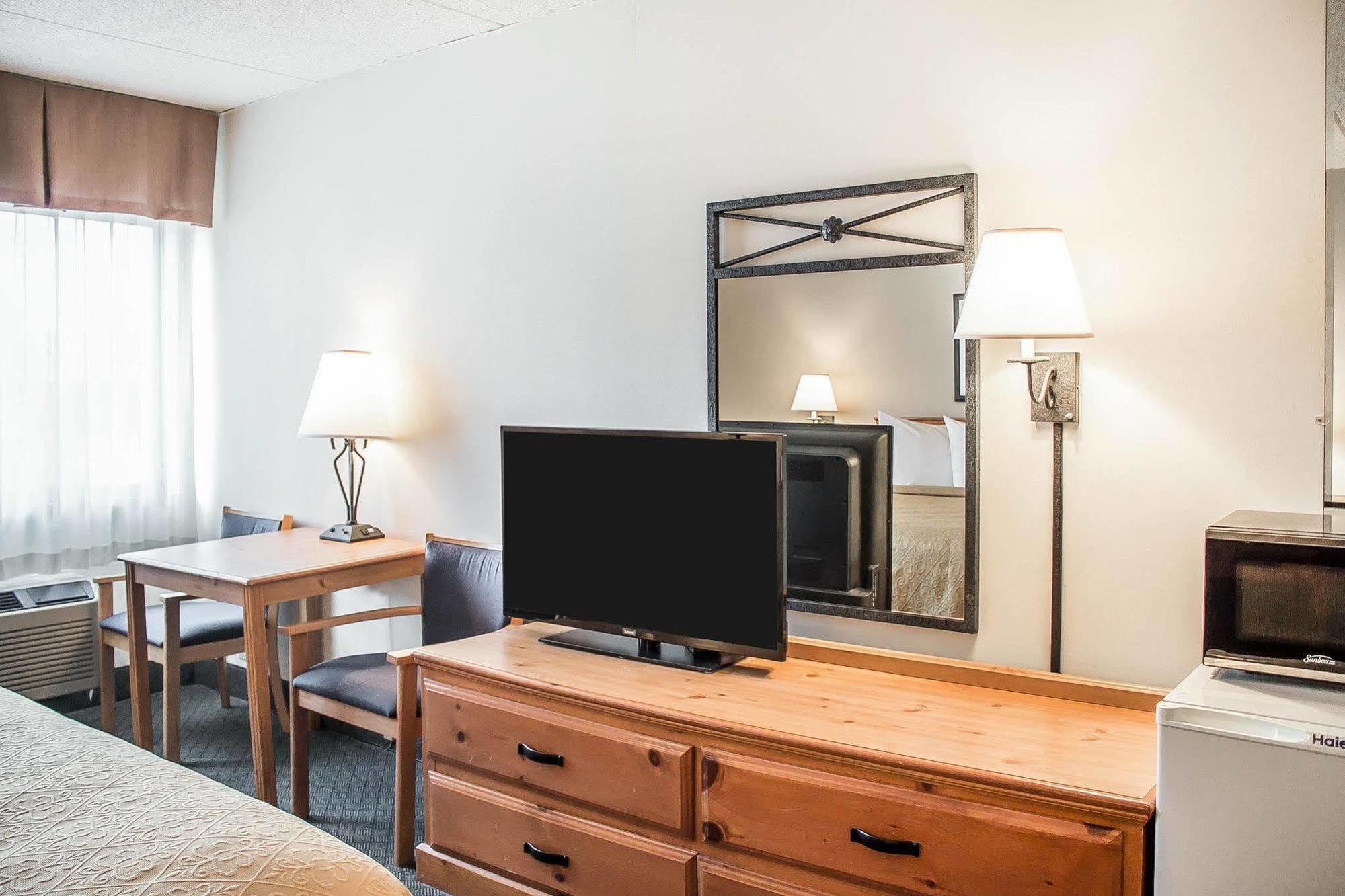 Quality Inn Rhinelander Eksteriør bilde